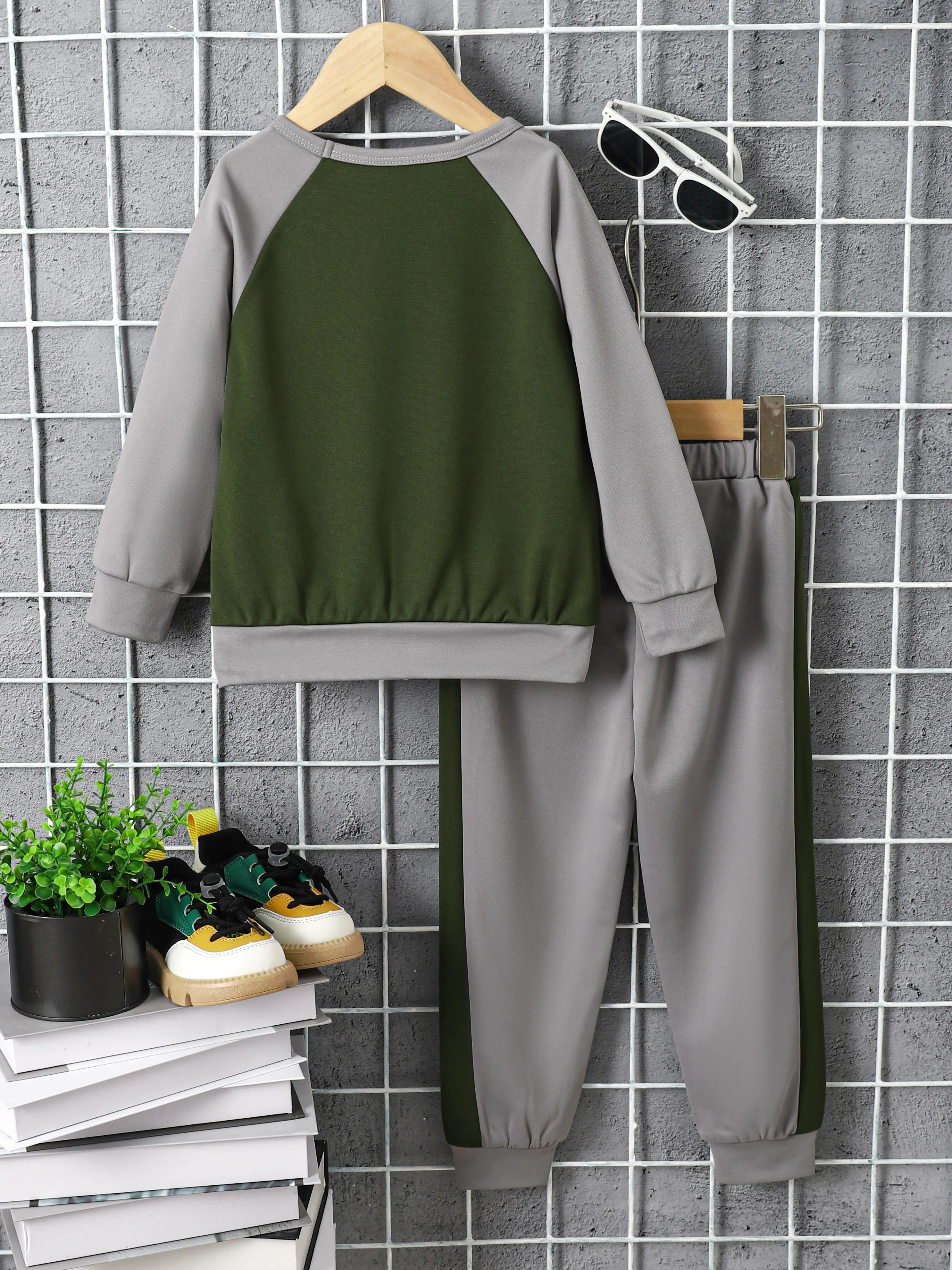 3-8Y Baby Boys Fall Winter Outfits Pants Set Color Block Round Neckline Tops Elastic Pants 2Pcs Casual Clothing From 3y-8y Gray Catpapa 462307152