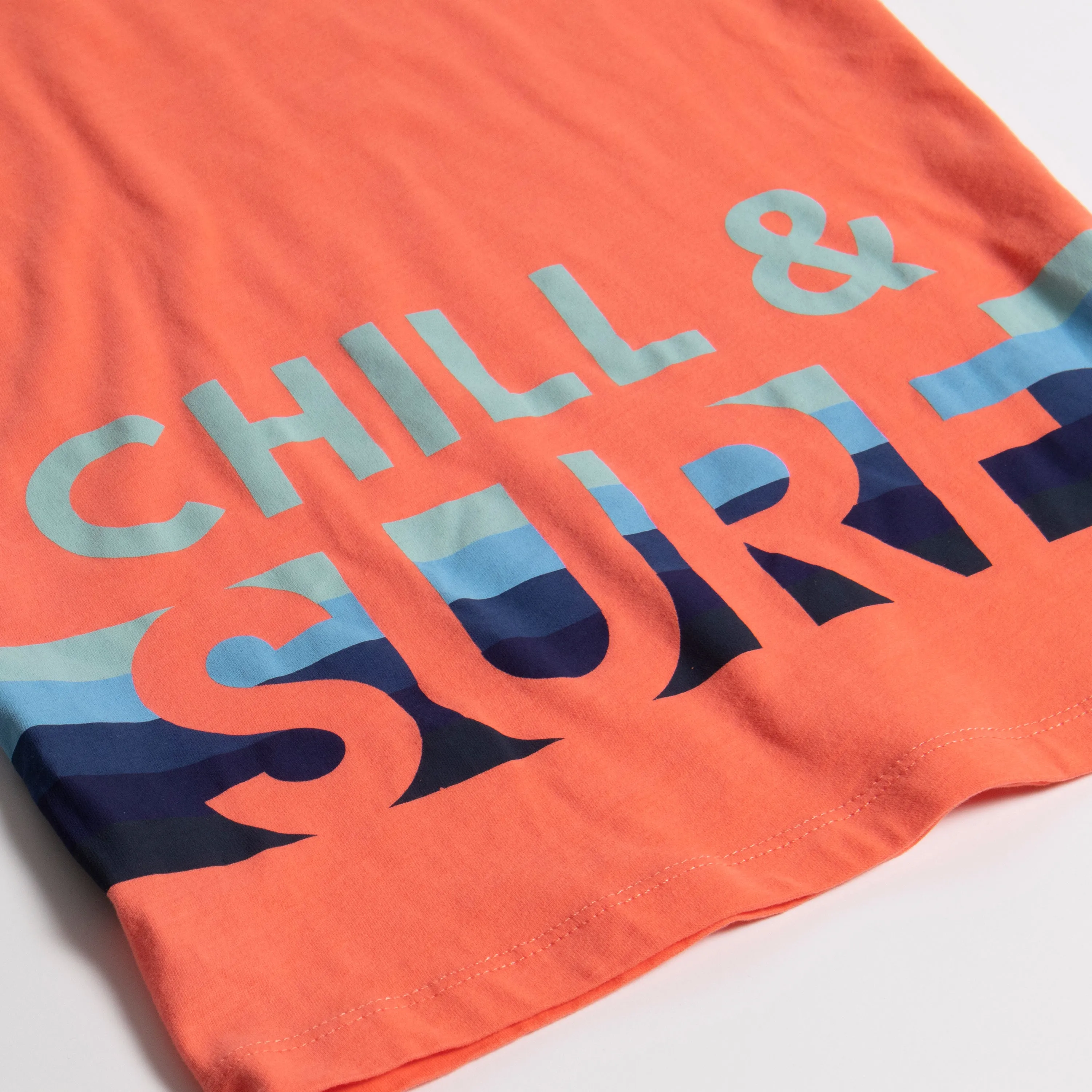 Chill & Surf Tee