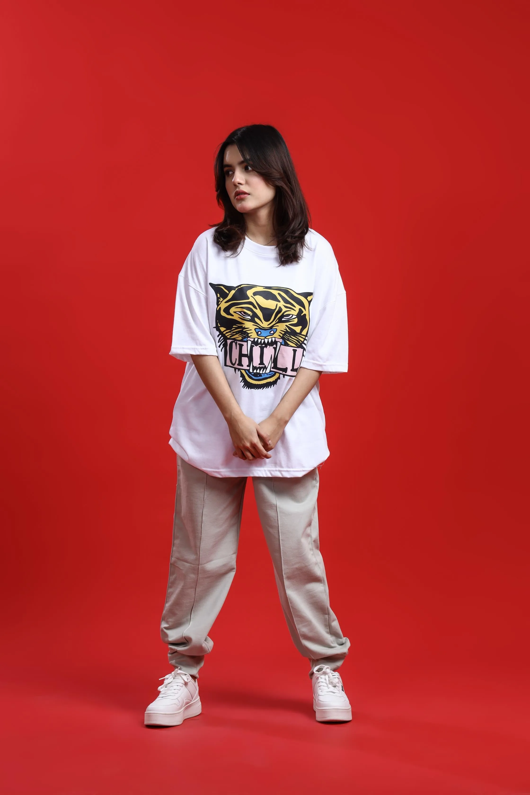 CHILL OVERSIZED T-SHIRT