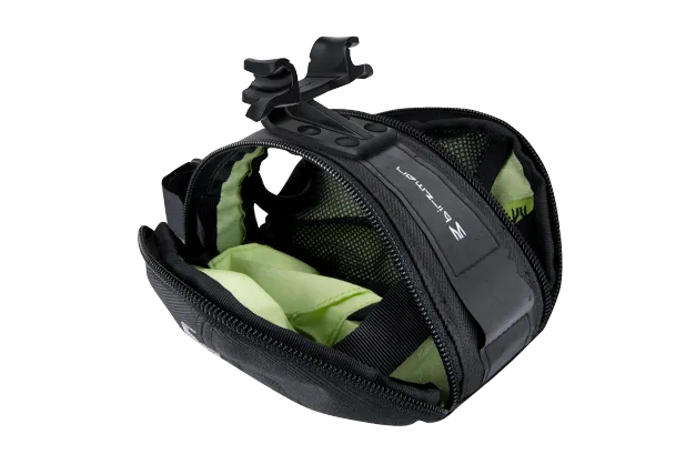 M SNUG SADDLE BAG
