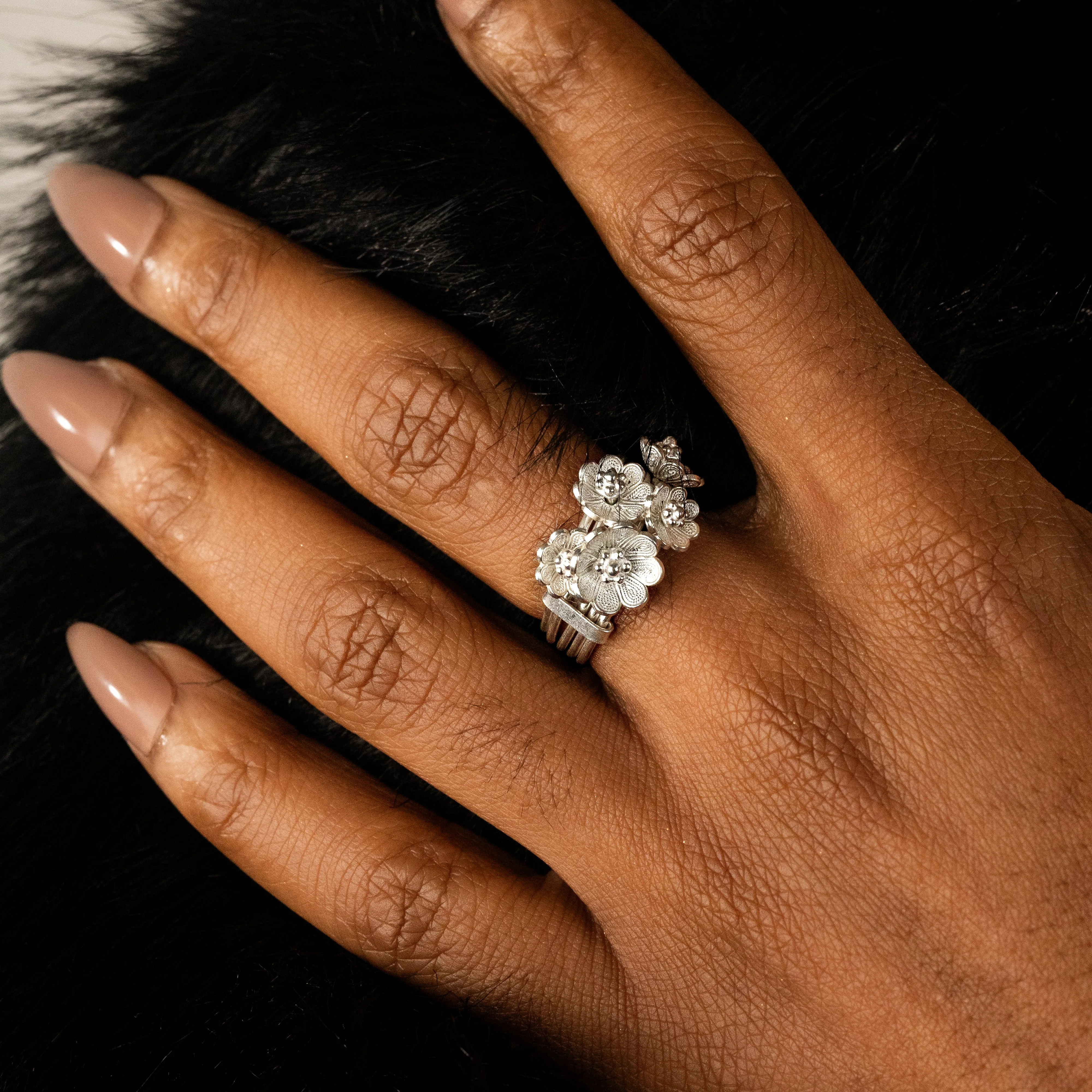 Versatile Azalea Spin Ring